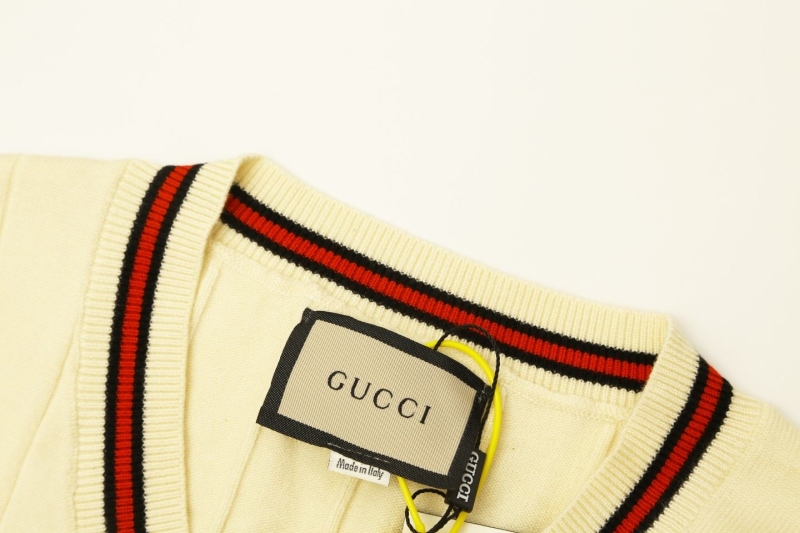 Gucci Sweaters